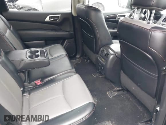 ✅ 2020 Nissan Pathfinder SL • VIN: 5N1DR2CMXLC619981 • Lot: 43414328. Wystawiony na IAAI z przebiegiem 74 637 mil. Bezpłatny archiwum sprzedaży aukcyjnych z USA i szczegółowy raport historii pojazdu na DreamBid. Zdjęcie 8.
