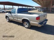 ✅ 2000 GMC Sonoma SLS 1SE • VIN: 1GTCS1452YK293533 • Lot: 41646784. Listed on IAAI with 121,173 mi. Free auction sales archive from the USA and detailed vehicle history report at DreamBid. Image 3.