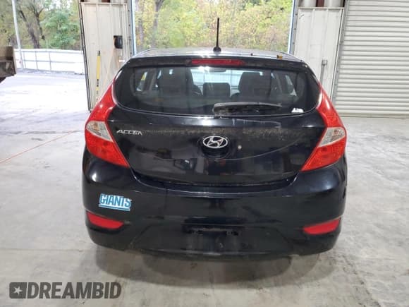 ✅ 2013 Hyundai Accent GS • VIN: KMHCT5AE8DU083831 • Lot: 85387275. Wystawiony na Copart z przebiegiem 212 137 mil. Bezpłatny archiwum sprzedaży aukcyjnych z USA i szczegółowy raport historii pojazdu na DreamBid. Zdjęcie 6.