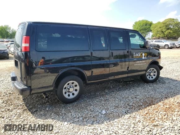 ✅ 2013 Chevrolet Express Passenger LS • VIN: 1GNSGBF48D1172679 • Lot: 52787865. Wystawiony na Copart z przebiegiem Nie podano. Bezpłatny archiwum sprzedaży aukcyjnych z USA i szczegółowy raport historii pojazdu na DreamBid. Zdjęcie 3.
