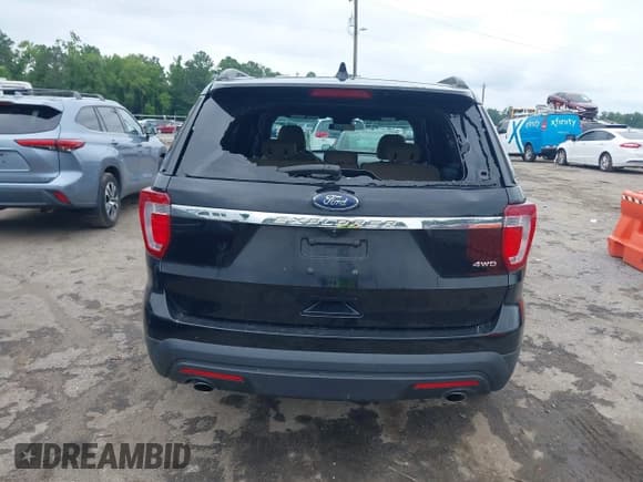 ✅ 2017 Ford Explorer • VIN: 1FM5K8B87HGE27594 • Lot: 42686352. Wystawiony na IAAI z przebiegiem 93 173 mil. Bezpłatny archiwum sprzedaży aukcyjnych z USA i szczegółowy raport historii pojazdu na DreamBid. Zdjęcie 16.