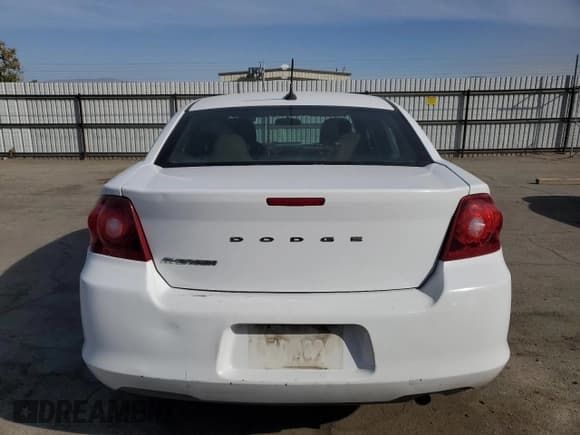 ✅ 2012 Dodge Avenger SE • VIN: 1C3CDZAB6CN310669 • Lot: 79665294. Wystawiony na Copart z przebiegiem 253 307 mil. Bezpłatny archiwum sprzedaży aukcyjnych z USA i szczegółowy raport historii pojazdu na DreamBid. Zdjęcie 6.