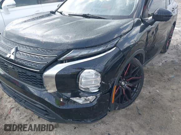 ✅ 2022 Mitsubishi Outlander SE • VIN: JA4J3UA8XNZ024701 • Lot: 42482659. Listed on IAAI with 107,067 mi. Free auction sales archive from the USA and detailed vehicle history report at DreamBid. Image 6.