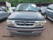✅ 1995 Ford Explorer Eddie Bauer • VIN: 1FMDU32X0SUC18495 • Lot: 42412390. Listed on IAAI with 258,423 mi. Free auction sales archive from the USA and detailed vehicle history report at DreamBid. Image 6.