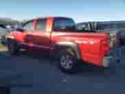 2007 Dodge Dakota ST z VIN 1D7HW28K47S235993, wystawiony jako Copart lot #82984244 z przebiegiem 150 912 mil mil oraz Czysty tytuł • Clean title. Historia ofert i sprzedaży dostępna na DreamBid. Obrazek 2.