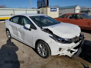 ✅ 2019 Chevrolet Cruze LT • VIN: 1G1BE5SMXK7147291 • Lot: 44806933. Listed on Copart with 95,129 mi. Free auction sales archive from the USA and detailed vehicle history report at DreamBid. Image 4.