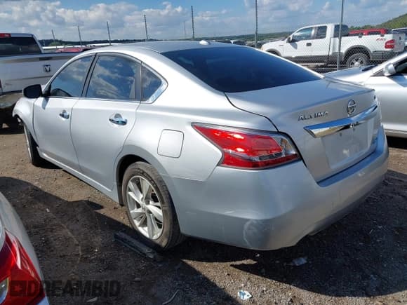 ✅ 2014 Nissan Altima S • VIN: 1N4AL3AP3EN230141 • Лот: 43305764. Опубликован ранее на IAAI с пробегом 139 155 миль. Бесплатный доступ к архиву аукционных продаж из США и подробный отчёт об истории автомобиля на DreamBid. Изображение 3.
