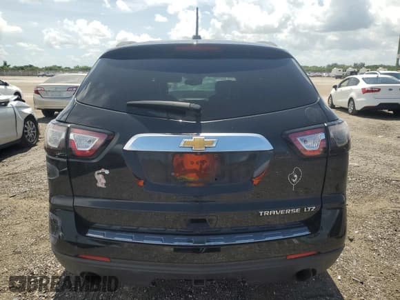 ✅ 2016 Chevrolet Traverse LTZ • VIN: 1GNKRJKD7GJ298790 • Lot: 63851584. Wystawiony na Copart z przebiegiem Nie podano. Bezpłatny archiwum sprzedaży aukcyjnych z USA i szczegółowy raport historii pojazdu na DreamBid. Zdjęcie 6.
