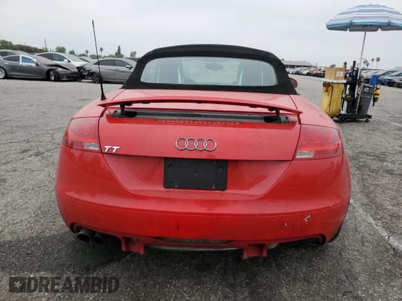 ✅ 2008 Audi TT 2.0T • VIN: TRUMF38J981026610 • Lot: 65649695. Wystawiony na Copart z przebiegiem 172 363 mil. Bezpłatny archiwum sprzedaży aukcyjnych z USA i szczegółowy raport historii pojazdu na DreamBid. Zdjęcie 6.