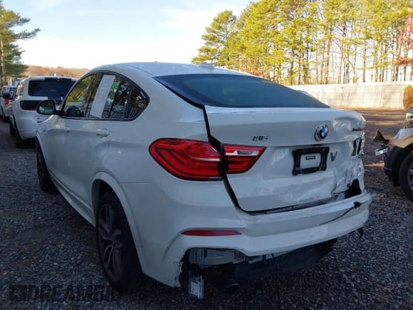 ✅ 2016 BMW X4 M40i • VIN: 5UXXW7C55G0M91316 • Lot: 43771718. Listed on IAAI with 132,706 mi. Free auction sales archive from the USA and detailed vehicle history report at DreamBid. Image 3.