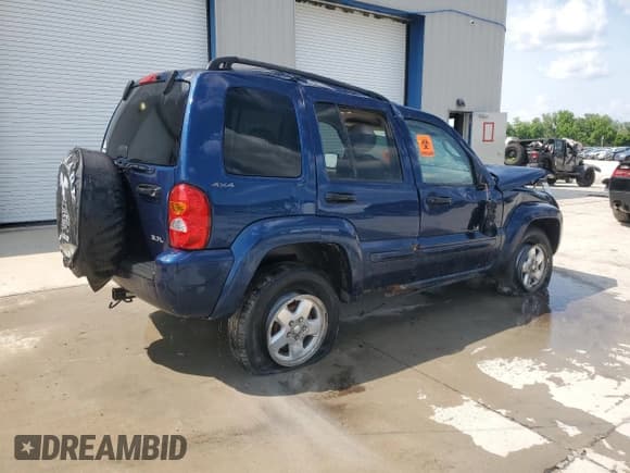 ✅ 2002 Jeep Liberty Limited • VIN: 1J4GL58K22W176485 • Lot: 57940135. Listed on Copart with 141,974 mi. Free auction sales archive from the USA and detailed vehicle history report at DreamBid. Image 3.