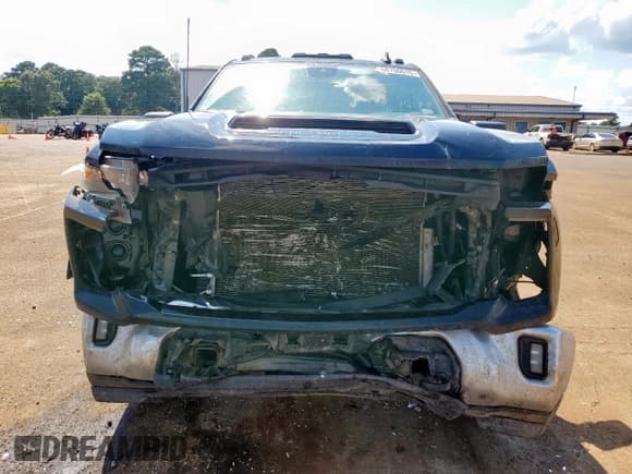 ✅ 2024 Chevrolet Silverado 2500HD LT • VIN: 1GC5YNE78RF135285 • Lot: 68760615. Listed on Copart with 66,721 mi. Free auction sales archive from the USA and detailed vehicle history report at DreamBid. Image 5.