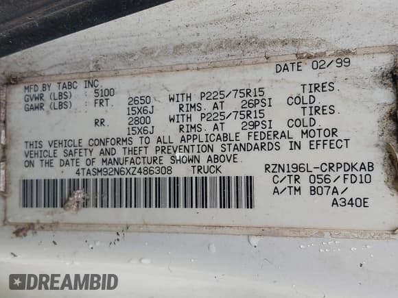 ✅ 1999 Toyota Tacoma PreRunner • VIN: 4TASM92N6XZ486308 • Lot: 41730664. Wystawiony na IAAI z przebiegiem Nie podano. Bezpłatny archiwum sprzedaży aukcyjnych z USA i szczegółowy raport historii pojazdu na DreamBid. Zdjęcie 9.