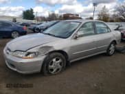 ✅ 1999 Honda Accord EX • VIN: 1HGCG6673XA110109 • Лот: 91768095. Опубликован ранее на Copart с пробегом 113 723 миль. Бесплатный доступ к архиву аукционных продаж из США и подробный отчёт об истории автомобиля на DreamBid. Изображение 1.