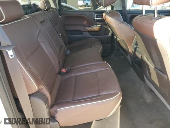 ✅ 2014 Chevrolet Silverado 1500 High Country • VIN: 3GCUKTEJ4EG559231 • Лот: 79835694. Опубликован ранее на Copart с пробегом 201 804 миль. Бесплатный доступ к архиву аукционных продаж из США и подробный отчёт об истории автомобиля на DreamBid. Изображение 10.