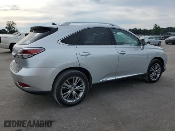 ✅ 2014 Lexus RX 450h • VIN: JTJBC1BAXE2068004 • Lot: 70298815. Wystawiony na Copart z przebiegiem 257 677 mil. Bezpłatny archiwum sprzedaży aukcyjnych z USA i szczegółowy raport historii pojazdu na DreamBid. Zdjęcie 3.