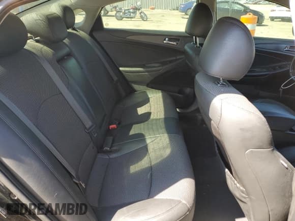 ✅ 2011 Hyundai Sonata SE • VIN: 5NPEC4AB6BH316061 • Lot: 80327475. Wystawiony na Copart z przebiegiem 202 511 mil. Bezpłatny archiwum sprzedaży aukcyjnych z USA i szczegółowy raport historii pojazdu na DreamBid. Zdjęcie 10.