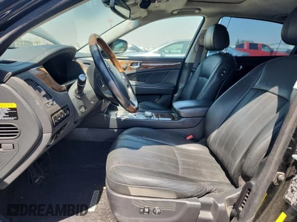 ✅ 2011 Hyundai Equus Ultimate • VIN: KMHGH4JF5BU034315 • Lot: 71262205. Wystawiony na Copart z przebiegiem Nie podano. Bezpłatny archiwum sprzedaży aukcyjnych z USA i szczegółowy raport historii pojazdu na DreamBid. Zdjęcie 7.