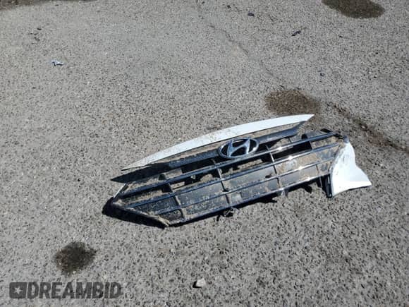 2020 Hyundai Elantra SE z VIN 5NPD74LF5LH593138, wystawiony jako Copart lot #71326095 z przebiegiem Nie podano mil oraz Szkoda całkowita • Salvage title. Historia ofert i sprzedaży dostępna na DreamBid. Obrazek 12.