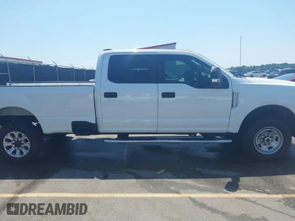 ✅ 2022 Ford F-250 XL • VIN: 1FT7W2B64NED83140 • Lot: 42564764. Listed on IAAI with 77,458 mi. Free auction sales archive from the USA and detailed vehicle history report at DreamBid. Image 13.