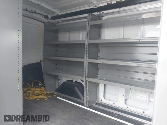 ✅ 2023 Ford Transit Cargo • VIN: 1FTBR1C8XPKB45650 • Лот: 42859024. Опубликован ранее на IAAI с пробегом 18 642 миль. Бесплатный доступ к архиву аукционных продаж из США и подробный отчёт об истории автомобиля на DreamBid. Изображение 8.