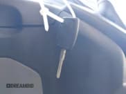 ✅ 2016 Ford Transit Cargo • VIN: 1FTYE1YMXGKB13034 • Lot: 43556355. Wystawiony na IAAI z przebiegiem 343 690 mil. Bezpłatny archiwum sprzedaży aukcyjnych z USA i szczegółowy raport historii pojazdu na DreamBid. Zdjęcie 11.