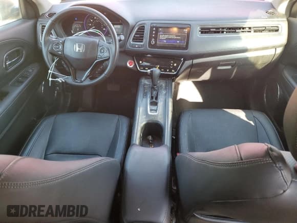 ✅ 2020 Honda HR-V Touring • VIN: 3CZRU6H98LM715055 • Lot: 47213245. Listed on Copart with 69,230 mi. Free auction sales archive from the USA and detailed vehicle history report at DreamBid. Image 8.