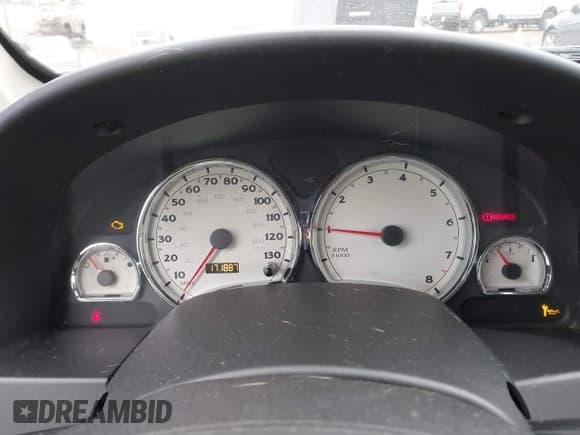 ✅ 2006 Saturn VUE • VIN: 5GZCZ33D66S835888 • Lot: 41513629. Wystawiony na IAAI z przebiegiem 171 887 mil. Bezpłatny archiwum sprzedaży aukcyjnych z USA i szczegółowy raport historii pojazdu na DreamBid. Zdjęcie 7.