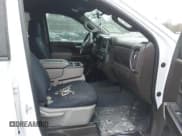 ✅ 2021 Chevrolet Silverado 1500 RST • VIN: 3GCUYEET1MG192718 • Лот: 41692530. Опубликован ранее на IAAI с пробегом 90 221 миль. Бесплатный доступ к архиву аукционных продаж из США и подробный отчёт об истории автомобиля на DreamBid. Изображение 5.