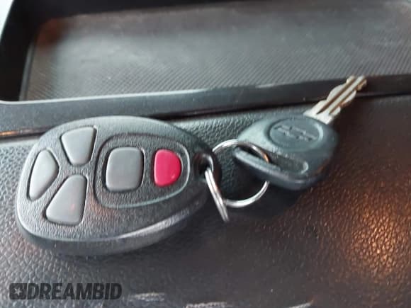 ✅ 2013 Chevrolet Suburban LT • VIN: 1GNSKJE75DR253466 • Лот: 43835635. Опубликован ранее на IAAI с пробегом 339 418 миль. Бесплатный доступ к архиву аукционных продаж из США и подробный отчёт об истории автомобиля на DreamBid. Изображение 11.