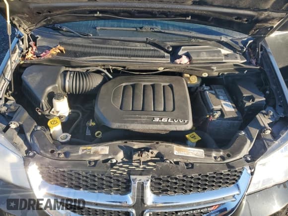 ✅ 2018 Dodge Grand Caravan SE • VIN: 2C4RDGBG4JR329371 • Lot: 90029535. Wystawiony na Copart z przebiegiem 161 325 mil. Bezpłatny archiwum sprzedaży aukcyjnych z USA i szczegółowy raport historii pojazdu na DreamBid. Zdjęcie 12.