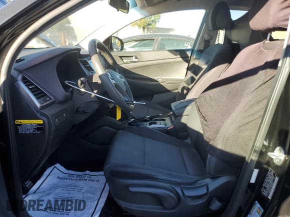 ✅ 2017 Hyundai Tucson SE • VIN: KM8J23A43HU262807 • Lot: 82680055. Wystawiony na Copart z przebiegiem 160 427 mil. Bezpłatny archiwum sprzedaży aukcyjnych z USA i szczegółowy raport historii pojazdu na DreamBid. Zdjęcie 7.