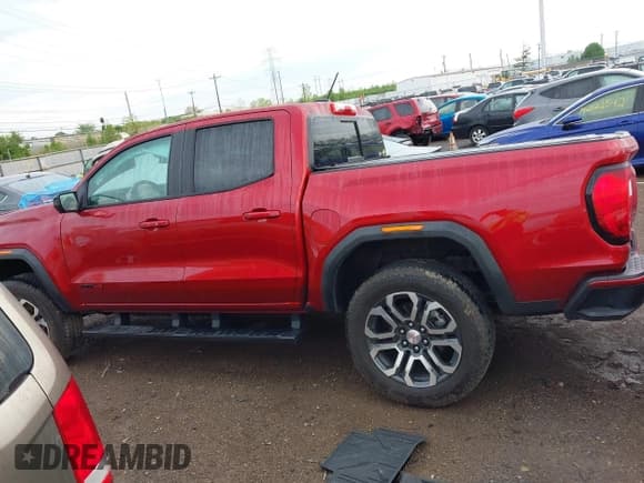 ✅ 2024 GMC Canyon 4WD AT4 • VIN: 1GTP6DEK5R1152863 • Лот: 42114275. Опубликован ранее на IAAI с пробегом 21 584 миль. Бесплатный доступ к архиву аукционных продаж из США и подробный отчёт об истории автомобиля на DreamBid. Изображение 14.