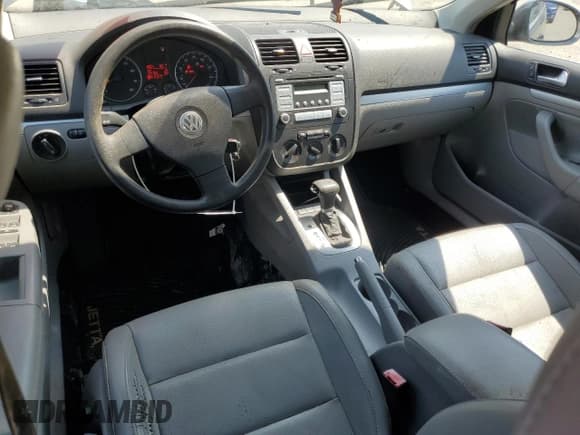 ✅ 2007 Volkswagen Jetta Wolfsburg Edition • VIN: 3VWEF71K57M080798 • Лот: 67488035. Опубликован ранее на Copart с пробегом 154 704 миль. Бесплатный доступ к архиву аукционных продаж из США и подробный отчёт об истории автомобиля на DreamBid. Изображение 8.