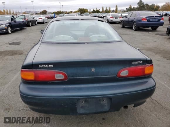 ✅ 1993 Mazda MX-6 • VIN: 1YVGE31A2P5228999 • Lot: 80751524. Wystawiony na Copart z przebiegiem 138 398 mil. Bezpłatny archiwum sprzedaży aukcyjnych z USA i szczegółowy raport historii pojazdu na DreamBid. Zdjęcie 6.