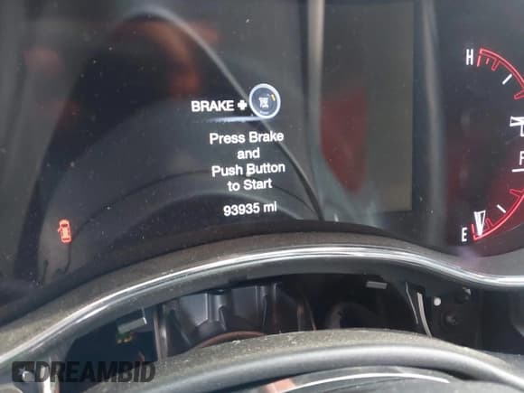 ✅ 2018 Dodge Durango SXT • VIN: 1C4RDHAG9JC197854 • Lot: 43096608. Wystawiony na IAAI z przebiegiem 93 935 mil. Bezpłatny archiwum sprzedaży aukcyjnych z USA i szczegółowy raport historii pojazdu na DreamBid. Zdjęcie 7.