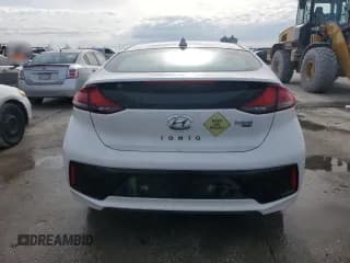 ✅ 2017 Hyundai Ioniq Blue • VIN: KMHC65LC5HU024602 • Lot: 42391205. Wystawiony na Copart z przebiegiem 50 219 mil. Bezpłatny archiwum sprzedaży aukcyjnych z USA i szczegółowy raport historii pojazdu na DreamBid. Zdjęcie 6.