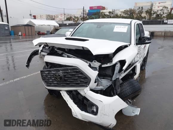 ✅ 2022 Toyota Tacoma TRD Off Road • VIN: 3TMCZ5AN1NM509349 • Lot: 43757147. Listed on IAAI with 24,320 mi. Free auction sales archive from the USA and detailed vehicle history report at DreamBid. Image 6.