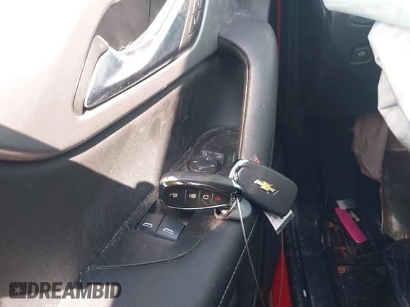 ✅ 2023 Chevrolet Blazer LT • VIN: 3GNKBCR45PS103693 • Lot: 42835486. Wystawiony na IAAI z przebiegiem Nie podano. Bezpłatny archiwum sprzedaży aukcyjnych z USA i szczegółowy raport historii pojazdu na DreamBid. Zdjęcie 11.