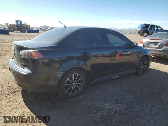 ✅ 2017 Mitsubishi Lancer ES • VIN: JA32U2FU4HU006695 • Лот: 85207305. Опубликован ранее на Copart с пробегом 90 749 миль. Бесплатный доступ к архиву аукционных продаж из США и подробный отчёт об истории автомобиля на DreamBid. Изображение 3.