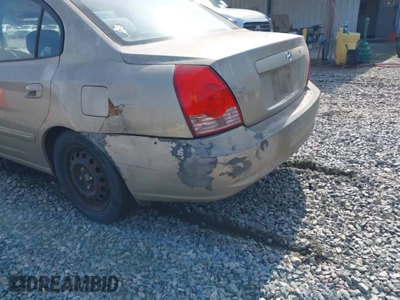 ✅ 2006 Hyundai Elantra GLS • VIN: KMHDN46D26U294499 • Lot: 42132882. Wystawiony na IAAI z przebiegiem 279 728 mil. Bezpłatny archiwum sprzedaży aukcyjnych z USA i szczegółowy raport historii pojazdu na DreamBid. Zdjęcie 6.