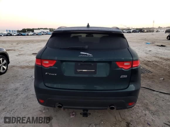 ✅ 2018 Jaguar F-Pace 25t Prestige • VIN: SADCK2FX0JA294944 • Lot: 87185735. Listed on Copart with 89,465 mi. Free auction sales archive from the USA and detailed vehicle history report at DreamBid. Image 6.