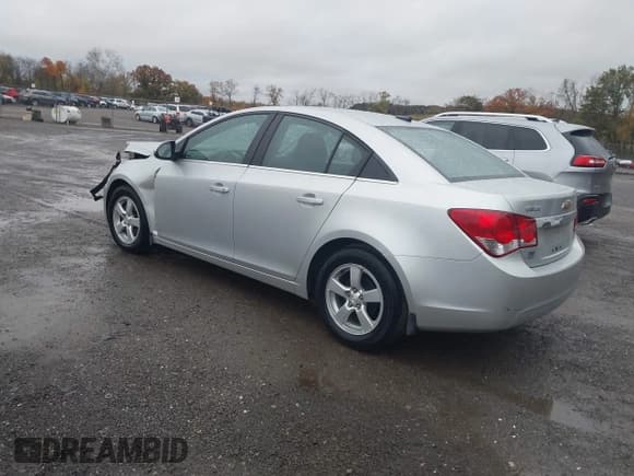 ✅ 2014 Chevrolet Cruze 1LT • VIN: 1G1PC5SB2E7463296 • Лот: 43561666. Опубликован ранее на IAAI с пробегом 85 432 миль. Бесплатный доступ к архиву аукционных продаж из США и подробный отчёт об истории автомобиля на DreamBid. Изображение 3.