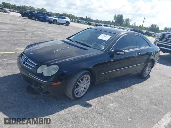 ✅ 2009 Mercedes-Benz CLK 350 • VIN: WDBTJ56H39F269302 • Lot: 42545246. Wystawiony na IAAI z przebiegiem 156 371 mil. Bezpłatny archiwum sprzedaży aukcyjnych z USA i szczegółowy raport historii pojazdu na DreamBid. Zdjęcie 2.