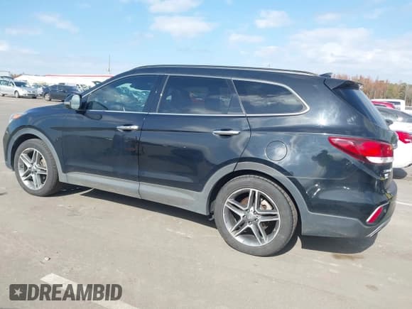 ✅ 2017 Hyundai Santa Fe Limited Ultimate • VIN: KM8SR4HF1HU171810 • Лот: 43640271. Опубликован ранее на IAAI с пробегом 148 160 миль. Бесплатный доступ к архиву аукционных продаж из США и подробный отчёт об истории автомобиля на DreamBid. Изображение 14.