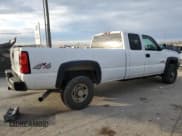 ✅ 2006 Chevrolet Silverado 2500HD Work Truck • VIN: 1GCHK29226E117541 • Лот: 85210894. Опубликован ранее на Copart с пробегом 323 223 миль. Бесплатный доступ к архиву аукционных продаж из США и подробный отчёт об истории автомобиля на DreamBid. Изображение 3.