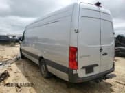 ✅ 2022 Mercedes-Benz Sprinter Cargo • VIN: W1Y4EDHY3NT087611 • Лот: 58386065. Опубликован ранее на Copart с пробегом Не указан. Бесплатный доступ к архиву аукционных продаж из США и подробный отчёт об истории автомобиля на DreamBid. Изображение 2.