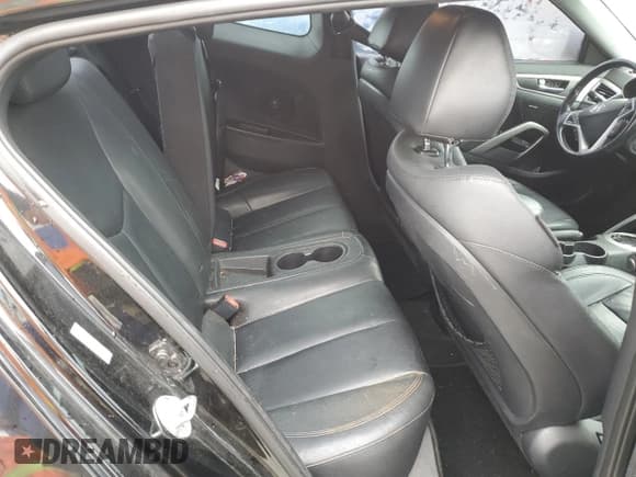 ✅ 2015 Hyundai Veloster RE:FLEX • VIN: KMHTC6AD0FU221507 • Lot: 74328234. Wystawiony na Copart z przebiegiem 90 845 mil. Bezpłatny archiwum sprzedaży aukcyjnych z USA i szczegółowy raport historii pojazdu na DreamBid. Zdjęcie 10.