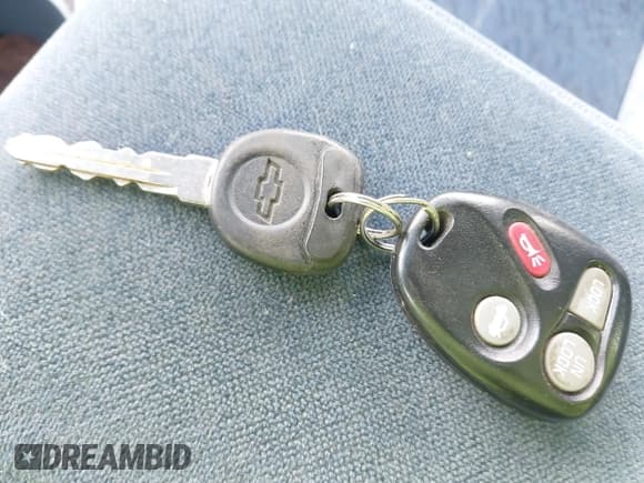 ✅ 2002 Chevrolet Impala • VIN: 2G1WF55E129215981 • Lot: 42285344. Wystawiony na IAAI z przebiegiem 99 611 mil. Bezpłatny archiwum sprzedaży aukcyjnych z USA i szczegółowy raport historii pojazdu na DreamBid. Zdjęcie 11.