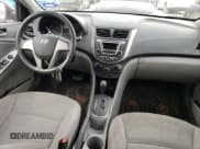 ✅ 2017 Hyundai Accent SE • VIN: KMHCT4AE6HU380760 • Лот: 68061823. Опубликован ранее на Copart с пробегом 227 205 миль. Бесплатный доступ к архиву аукционных продаж из США и подробный отчёт об истории автомобиля на DreamBid. Изображение 8.